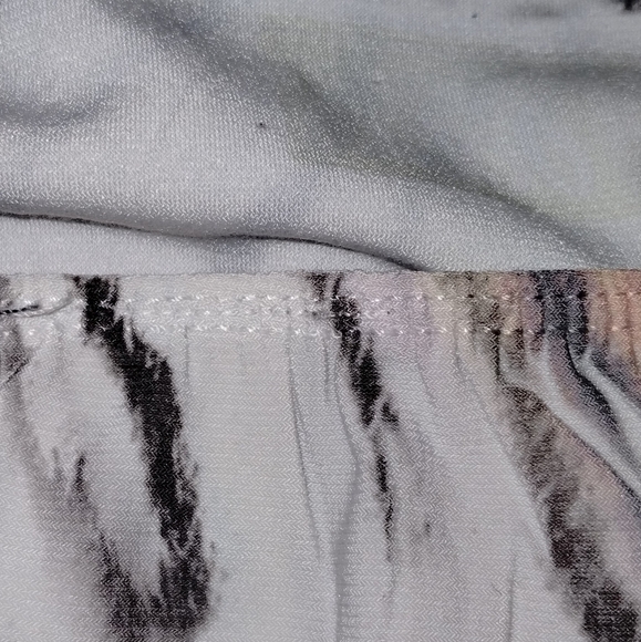 Dot's Women's Halter Boho Animal Print Halter Top Size 1X - Picture 8 of 8